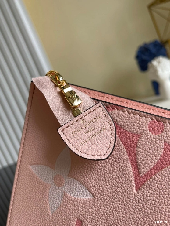VUITTON POUCH TOILETRY LOUIS 26 0728